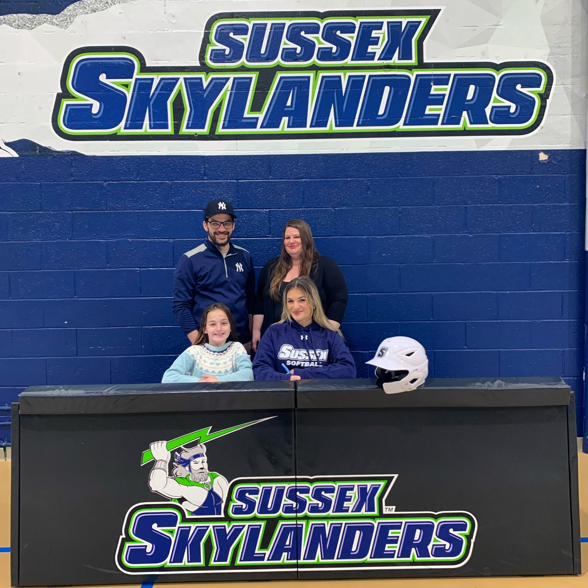 Mehmedi Commits to 2025 DII Sussex Softball